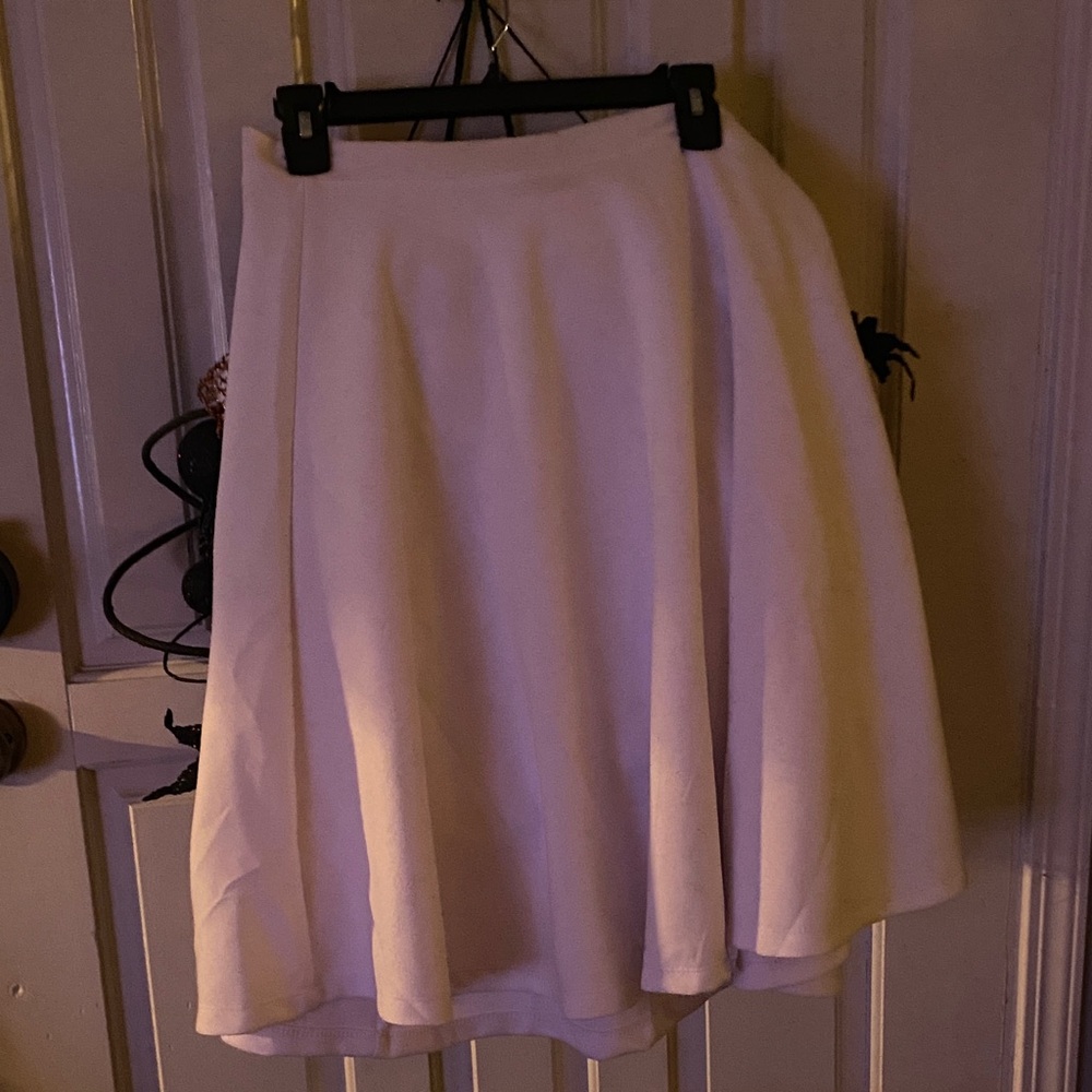 Elegant White Skirt